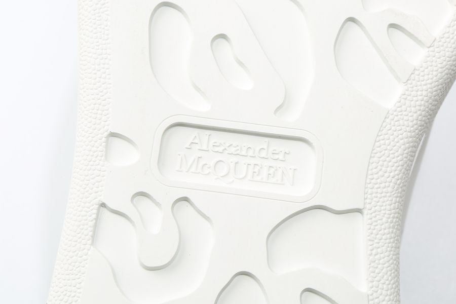 Sneakers McQueen