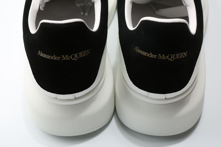 Sneakers McQueen