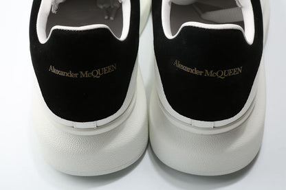 Sneakers McQueen