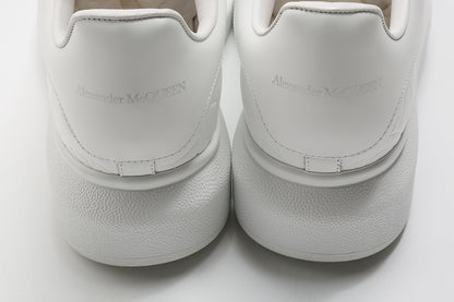 Sneakers McQueen