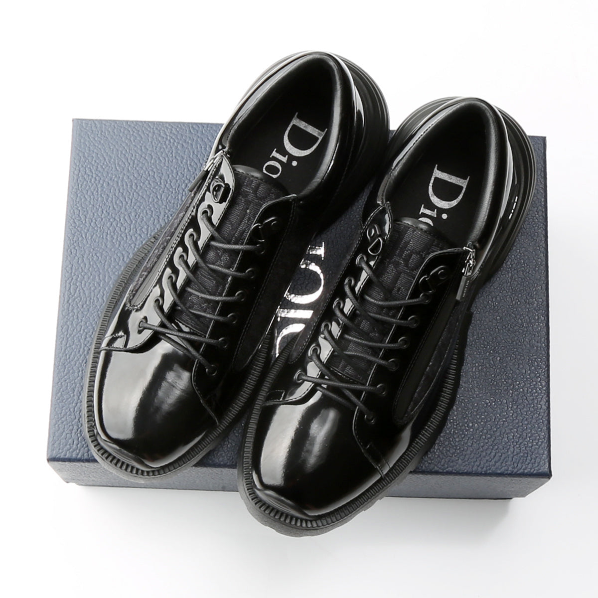 Sneakers CD