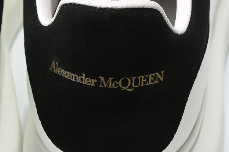 Sneakers McQueen