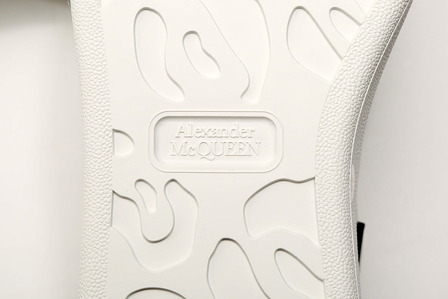 Sneakers McQueen