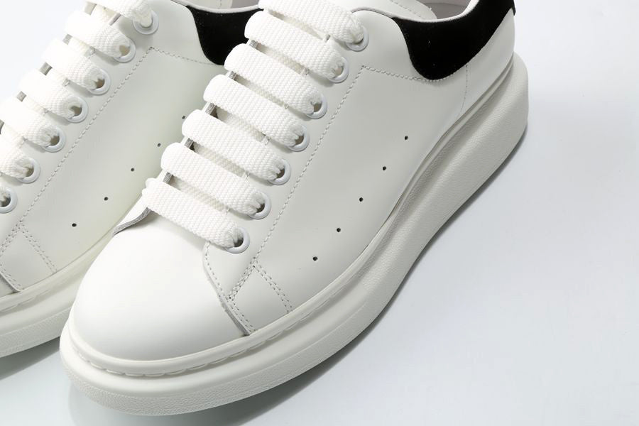 Sneakers McQueen