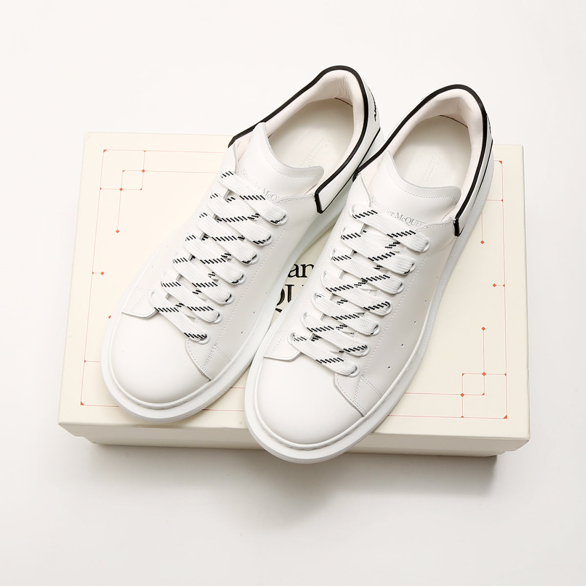 Sneakers McQueen